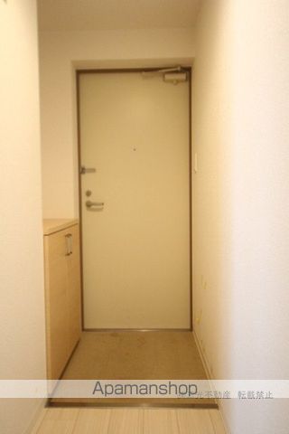 地下鉄東西線 バスセンター前駅 徒歩10分 4階建 築14年の玄関写真