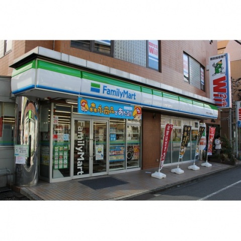 コンビニ　ファミリーマート（コンビニ）まで320m