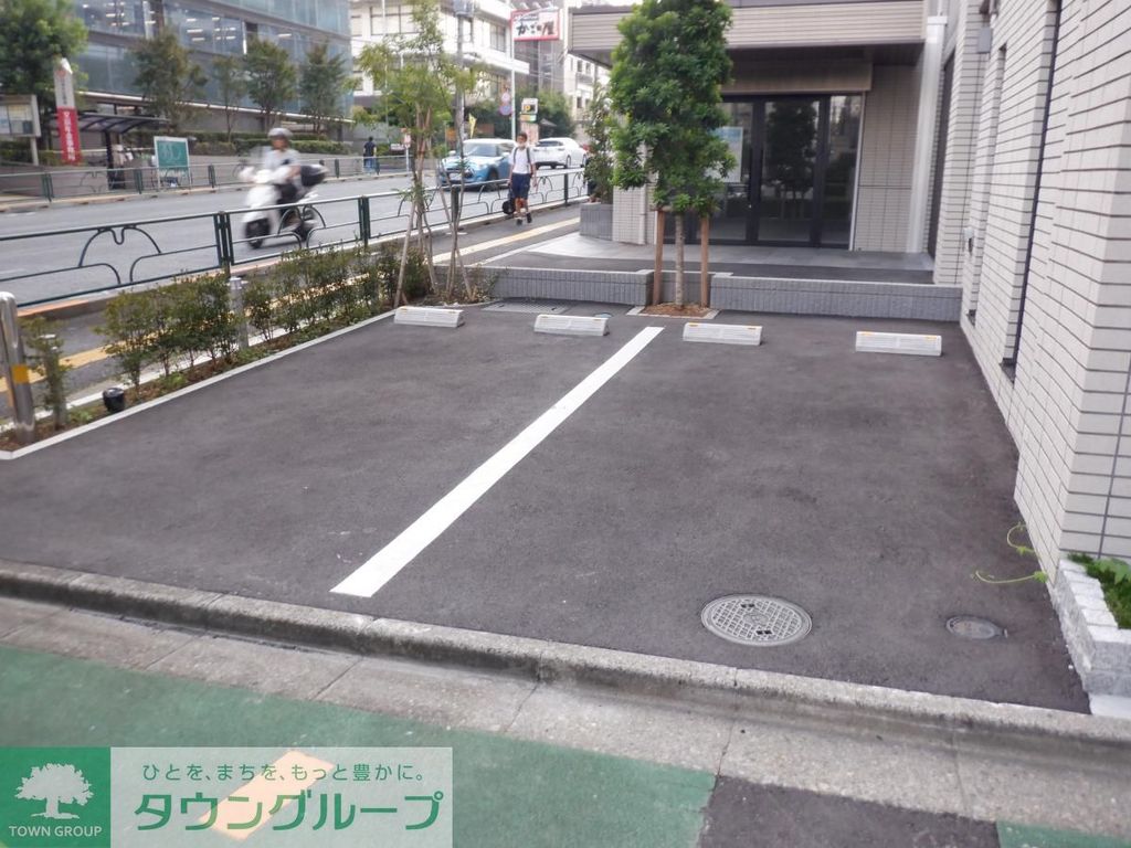 駐車場　駐車場