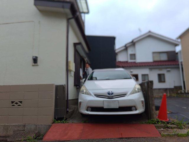 駐車場　近隣駐車場は契約困難でした。狭いけどあるのは便利！