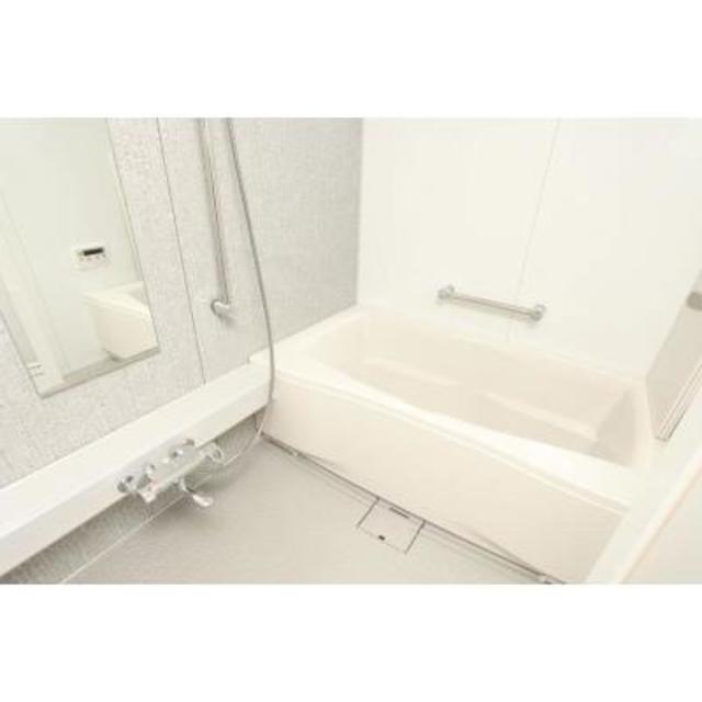 バス・シャワールーム　※写真は同タイプ住戸です。