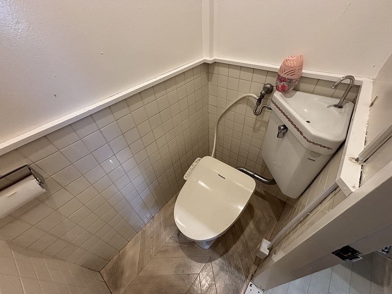 トイレ　落ち着いたトイレです