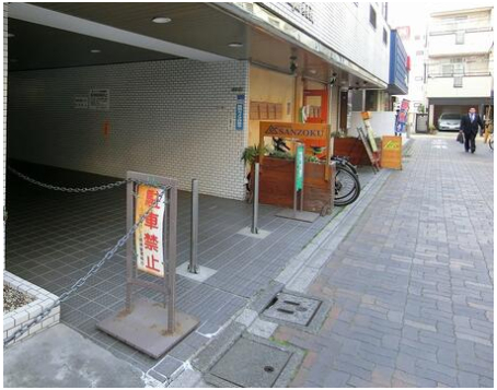 エントランス