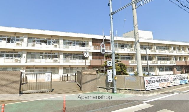 小学校　四国中央市立 松柏小学校（小学校）まで613m