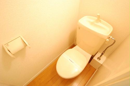 トイレ　同タイプ写真の為、現況優先。