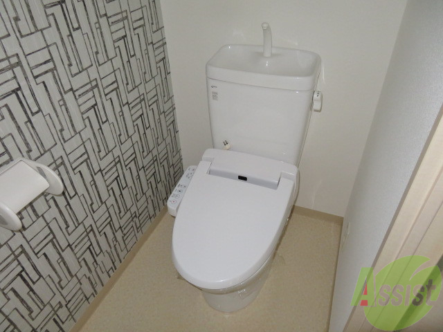トイレ　こちらはトイレです。清潔感があり、安心して使用できます。
