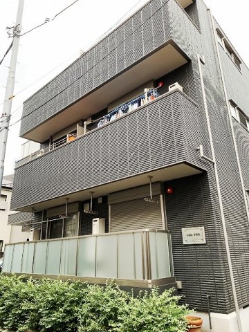 建物外観　お電話でお問い合わせを頂くとスムーズです♪