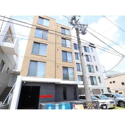 建物外観　外観写真（昼）