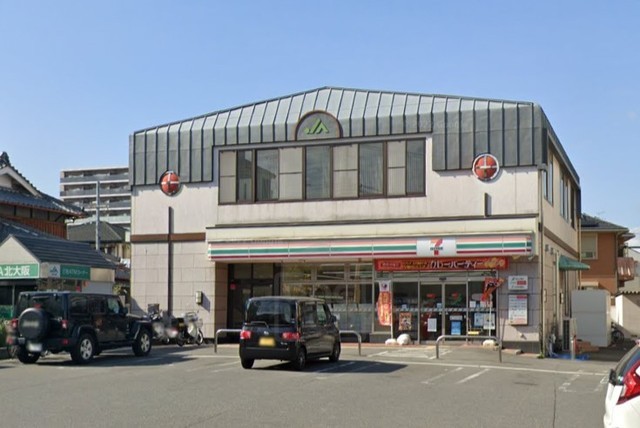 コンビニ　セブンイレブン　摂津千里丘東1丁目店（コンビニ）まで401m