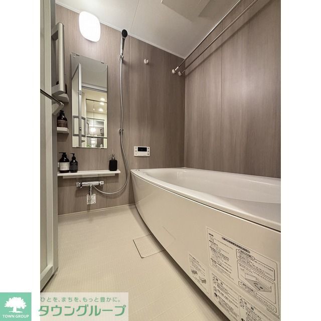 バス・シャワールーム　【家具・家電の備え付けはありません】