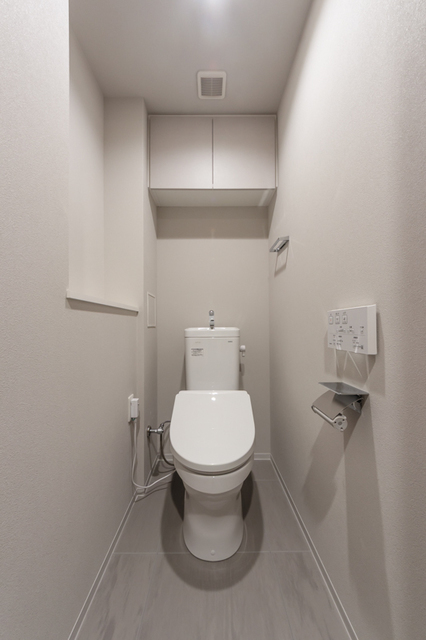 トイレ　※写真は同タイプ住戸です。