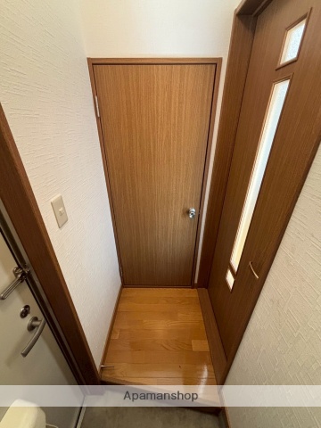 Gaia・Bの玄関写真