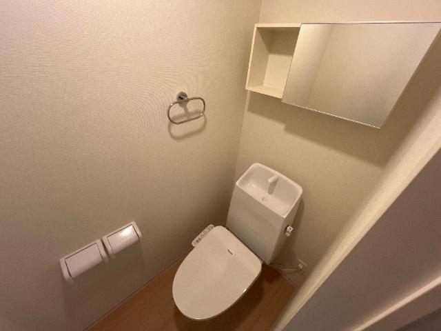 トイレ　シャワー付トイレ