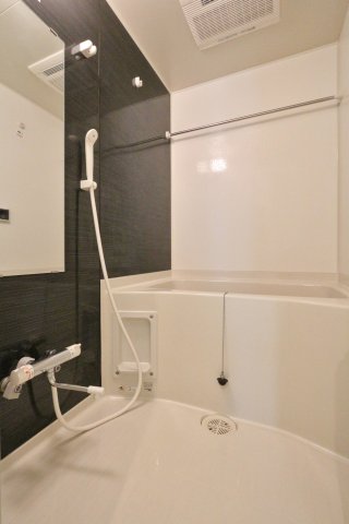 バス・シャワールーム　同物件・別部屋（参考写真）