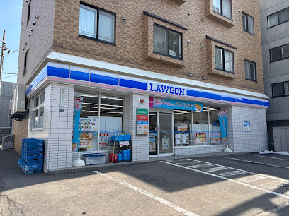 コンビニ　ローソン南10条店（コンビニ）まで193m