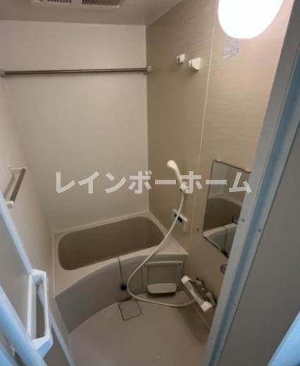 バス・シャワールーム　同物件別号室参考写真です。