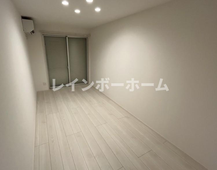 居室・リビング　同物件別号室参考写真です。