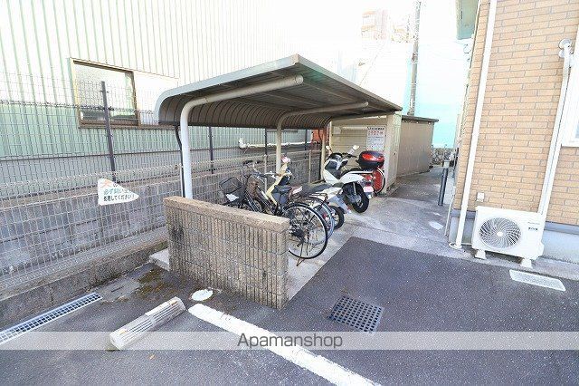 ＪＲ山陽本線 五日市駅 バス乗車時間：16分 最寄りバス停で下車 徒歩8分 2階建 築20年の外観写真
