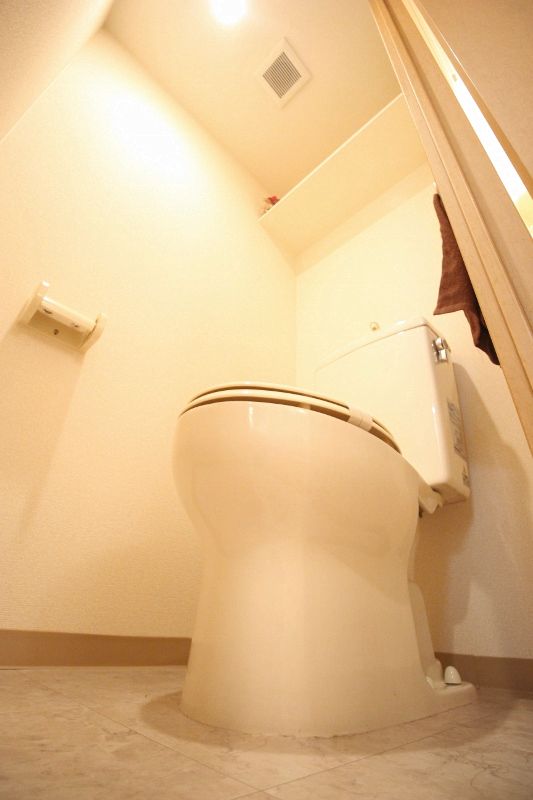 トイレ　シンプルで使いやすいトイレです