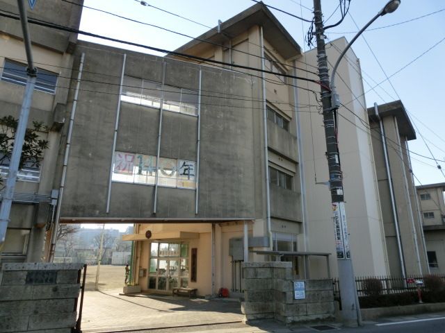 小学校　千葉市立登戸小学校（小学校）まで760m