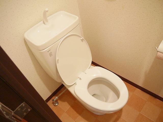 トイレ　シンプルで使いやすいトイレです