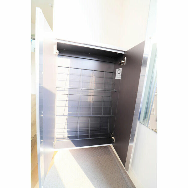 都営三田線 巣鴨駅 徒歩7分 3階建 築10年の内装写真