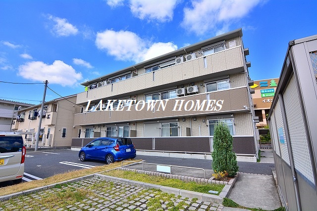 建物外観　レイクタウンでのお部屋探しは『地元の当社』にお任せ下さい！