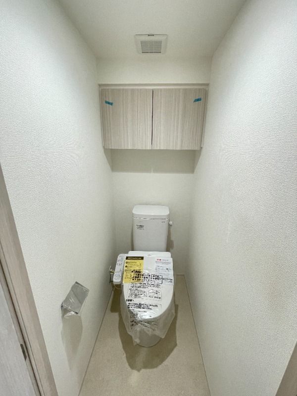 東京メトロ千代田線 北綾瀬駅 徒歩4分 9階建 築3年のトイレ写真