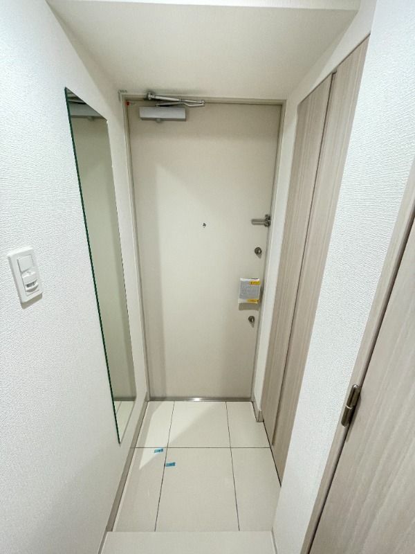 東京メトロ千代田線 北綾瀬駅 徒歩4分 9階建 築3年の玄関写真