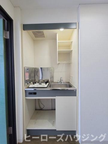 キッチン　※同タイプの写真となり、実際のお部屋とは異なる場合があります