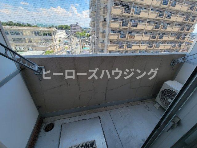 バルコニー　※同タイプの写真となり、実際のお部屋とは異なる場合があります