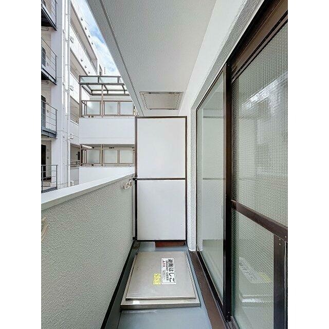 バルコニー　※同仕様写真