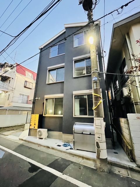 オーガスタコート上井草の外観写真
