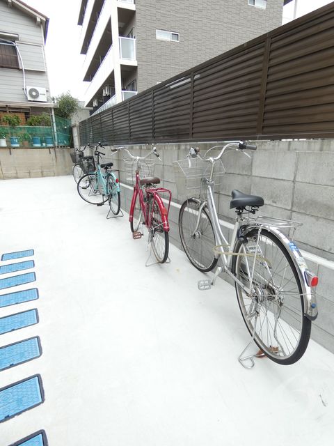 ＪＲ東海道本線 立花駅 徒歩6分 3階建 築8年の外観写真