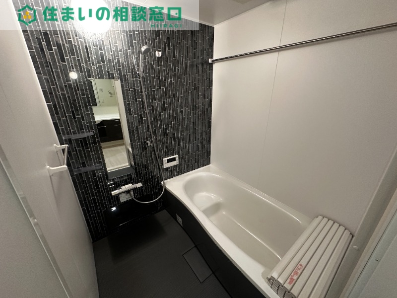 愛知環状鉄道 六名駅 徒歩13分 3階建 新築の風呂写真