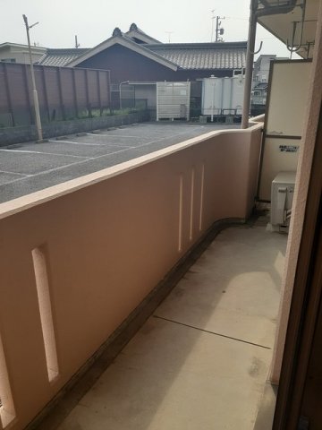 バルコニー　陽当たり良好なバルコニーです