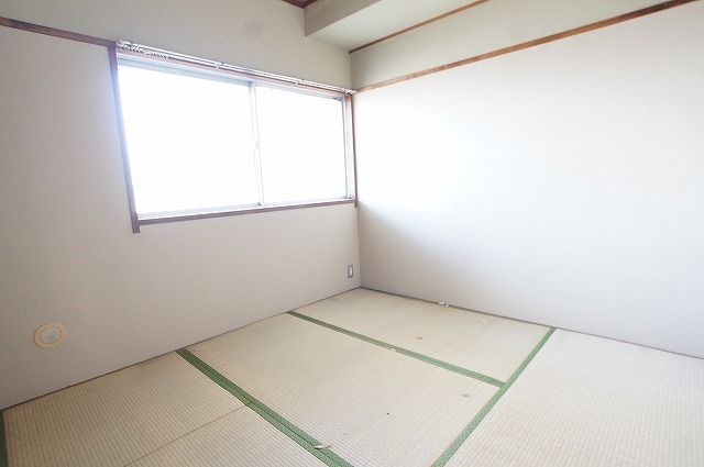 ＪＲ中央線 西国分寺駅 徒歩9分 3階建 築51年の内装写真