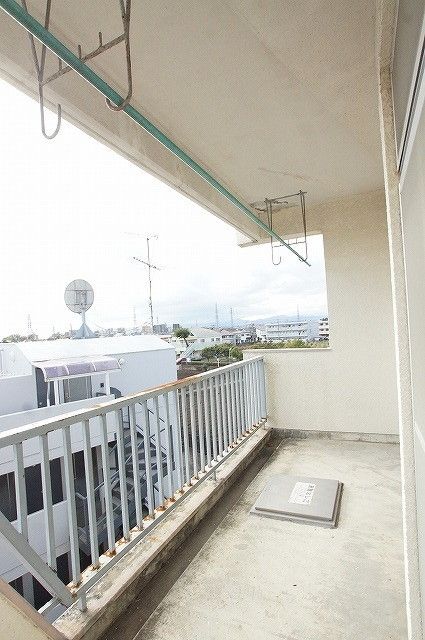 ＪＲ中央線 西国分寺駅 徒歩9分 3階建 築51年の内装写真