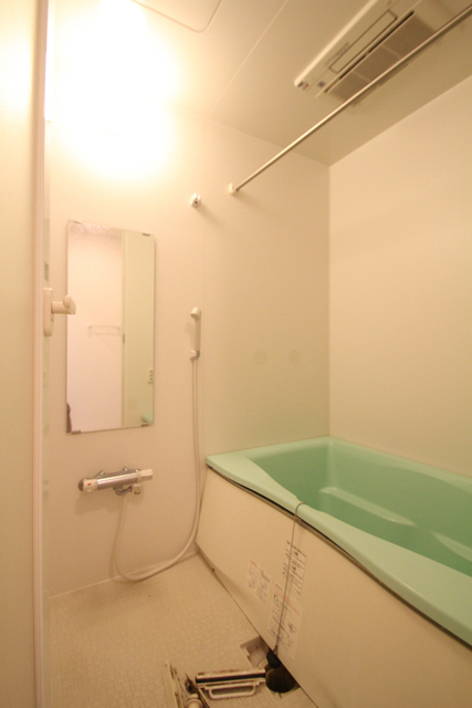 バス・シャワールーム　※別号室の参考写真、現況優先※