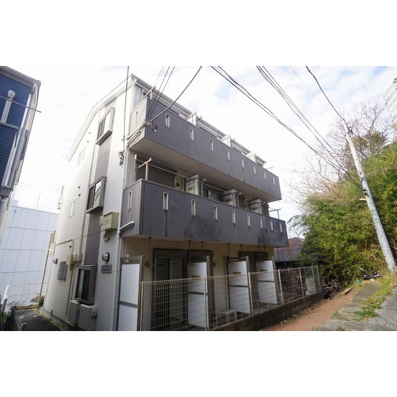ヒルズ横須賀中央の外観写真