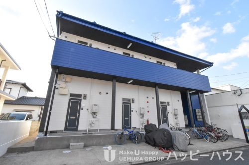 建物外観　２階建てアパートです。ロフト付きで開放感のあるリビングです！