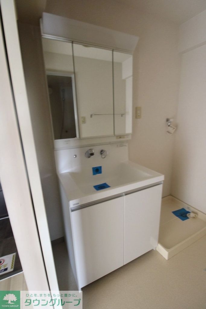 洗面設備　同物件別部屋写真