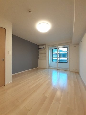 クラール仙北の居間写真