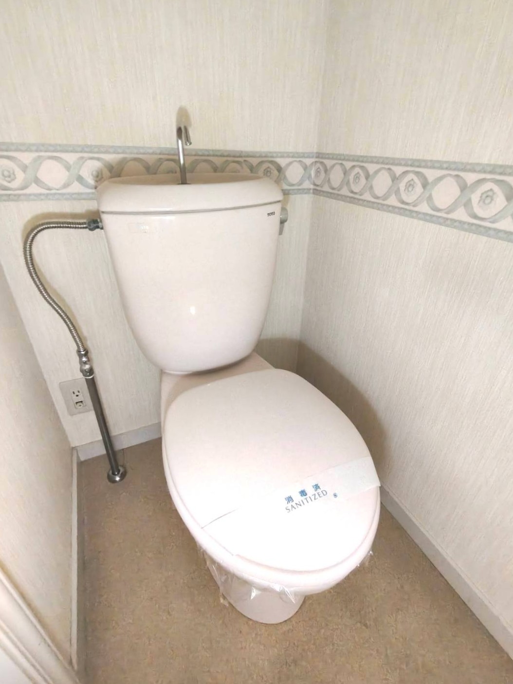 ホワイトコートアネックスのトイレ写真