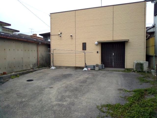 青空とそよ風のなごみハウスの外観写真