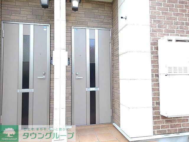 サラソウジュの玄関写真