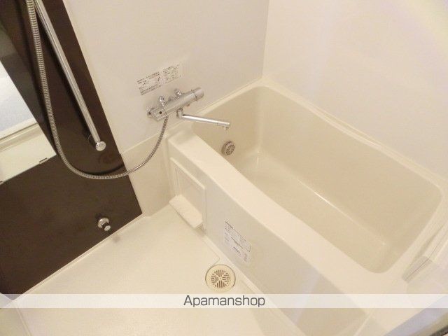 地下鉄御堂筋線 新大阪駅 徒歩8分 25階建 築18年の風呂写真