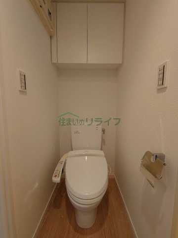 アーバンフラッツ池袋プレミアムのトイレ写真