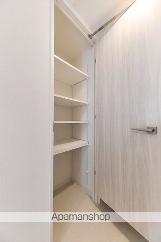 プライムブリス新御徒町の玄関写真