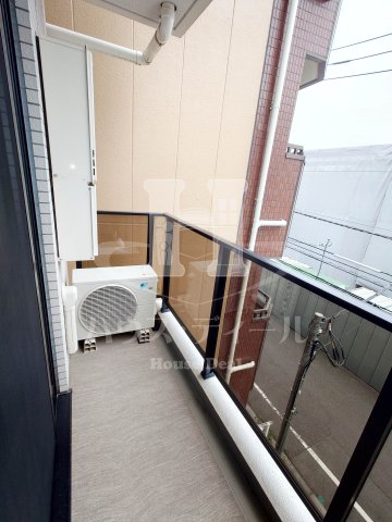 バルコニー　外からの目が気にならないバルコニーで洗濯物が干せます